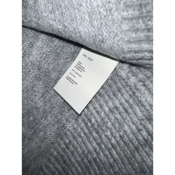 NEW! Oak + Fort Size Small Super Cute Must Have CROPPED CARDIGAN Light Gray $58 - Picture 3 of 8